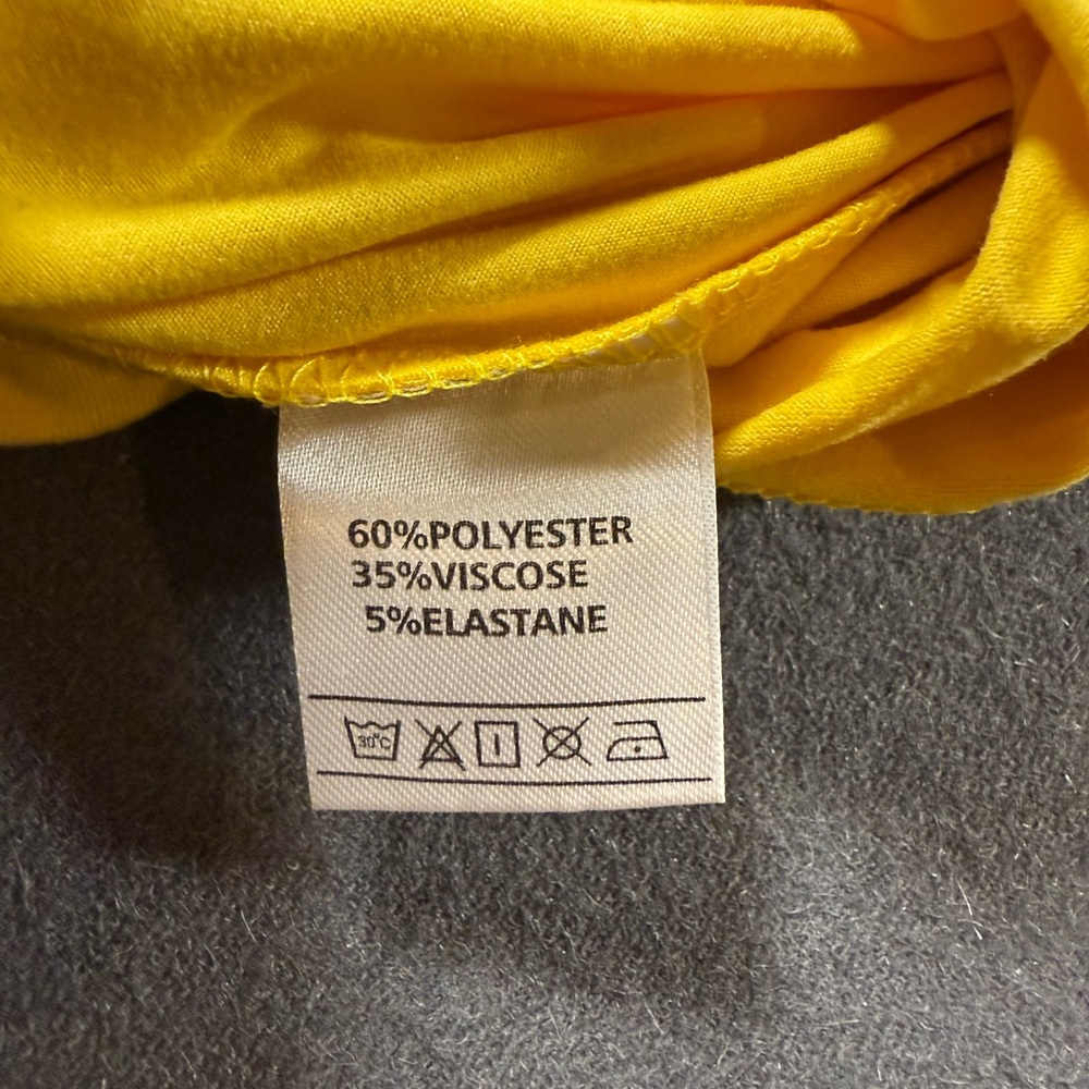 V-Neck Pocket Shirts, 2 pack, Yellow & Hot Pink, Women’s 2XL - Picture 9 of 10